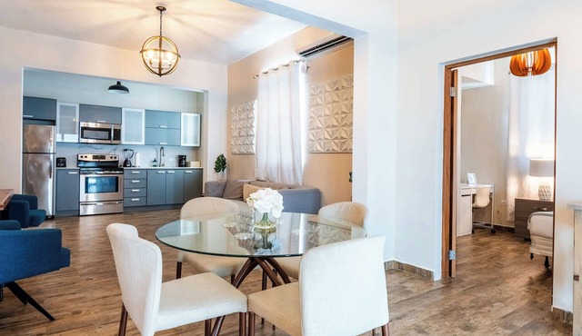 La Mona Suites 3 Bedroom Apartment
