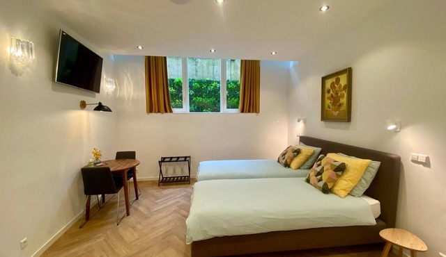 Lovely apartment (2 guests) in city centre Amsterdam -private -quiet -luxurious in Amsterdam