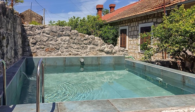 Lovely apartment in Gruda in Gruda