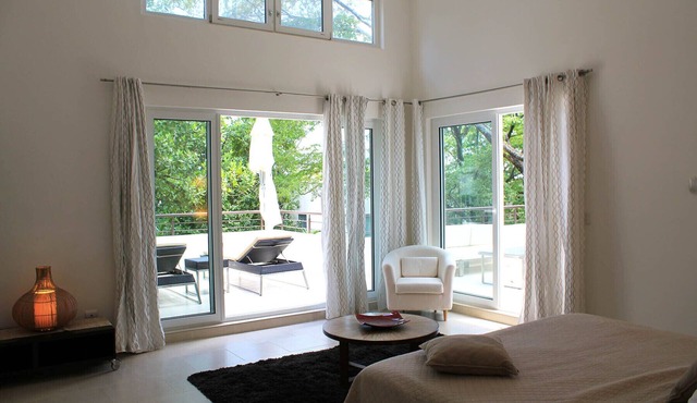 Luxury top-floor penthouse in beachfront residence, in the center of Sosua