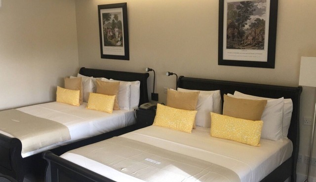 Mariners Hotel