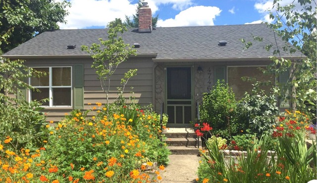 MB’s Guest House - cozy 2 bedroom in SE Portland, minutes from downtown Portland