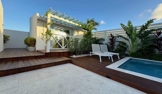 Meraki Studio in Oranjestad, Aruba
