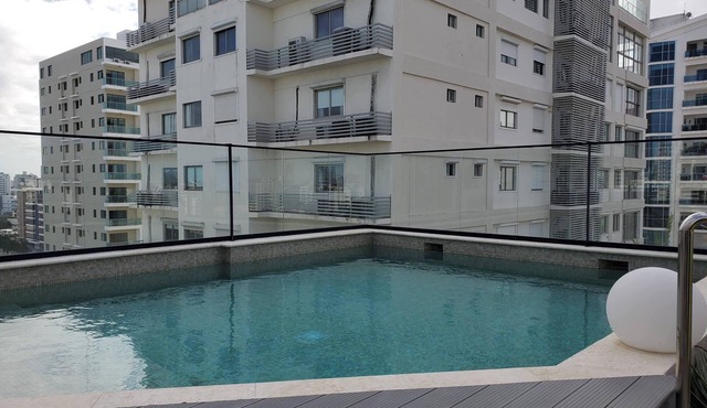 Modern 2 Bedroom Apartment in the center of Santo Domingo | Pool, Parking & Gym