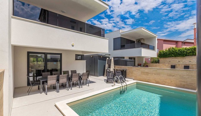 Modern holiday house JASMINKA in Malinska