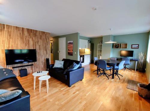 Modern Mountain Apartment with Balcony & Views in Håra