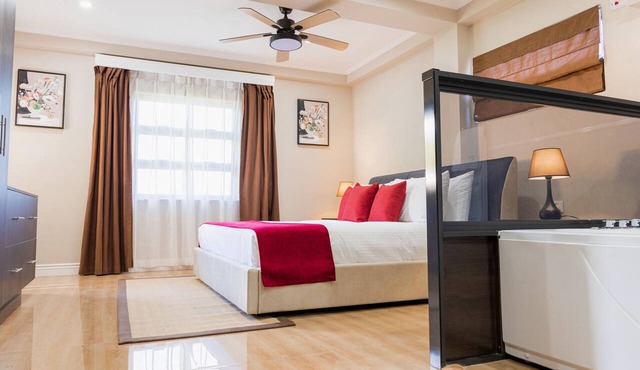 Myah's Luxury Suites Hotel