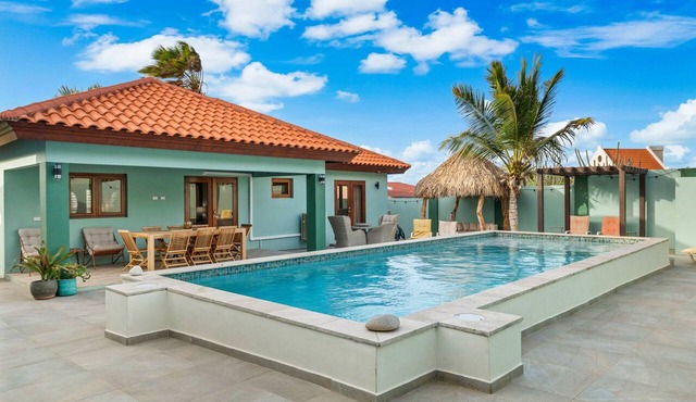 Near Alto Vista Chapel-Nature-Private pool