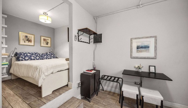 Near T-Mobile District & Calle Cerra | Prime Location