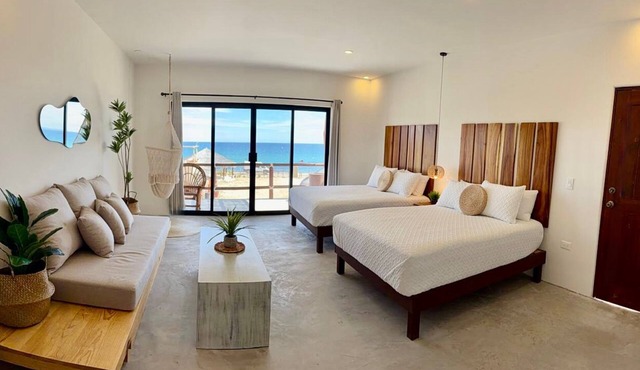 New Beachfront Suites 2nd Floor Complete Beachfront, Beautiful Ocean View in El Sargento