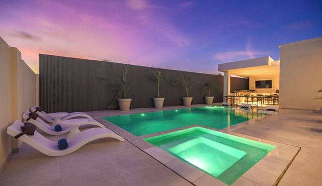 NEW Luxury 3BR3BA w/Private Pool & Outdoor Kitchen