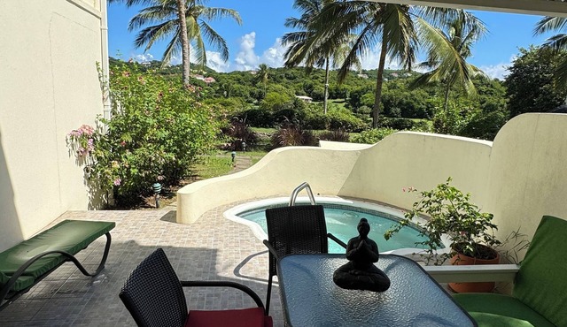 NEW Luxury Villa on Golf Course – Minutes from Beach