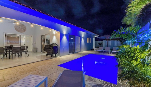 *NEW* Modern 3BR2BA Home w/Private Pool & Patio