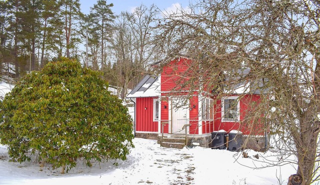 Nice home in Ronneby with WiFi in Ronneby