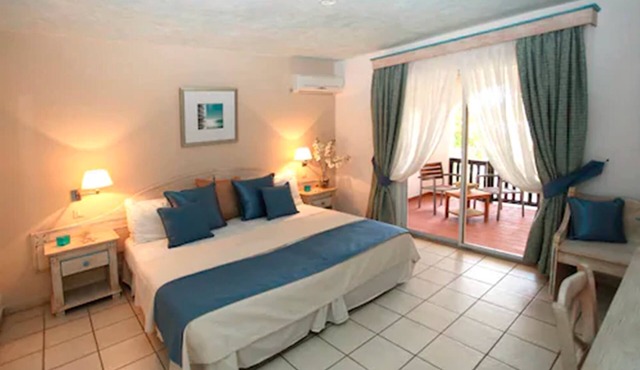 Northshore Seaside Suites