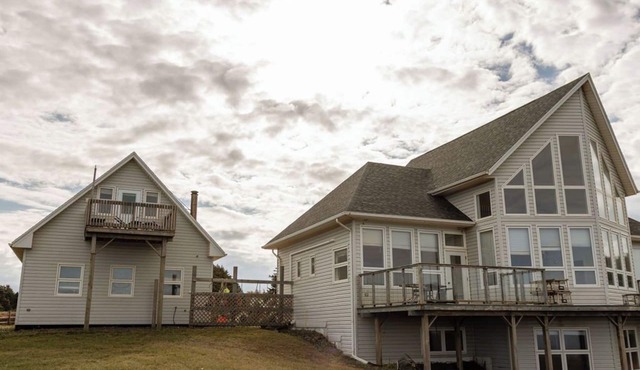 Northside Lookout - 40-Acre Cliffside Estate with Panoramic Ocean Views in Rock Barra