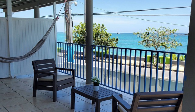 Ocean Dreams Apt # 1, 3 bedroom apartment with AC in charming Vega Baja