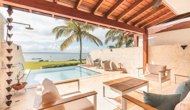 Ocean view villa with private pool in Samana