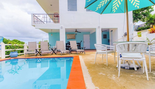 Ocean Views, Pool & Space for Groups