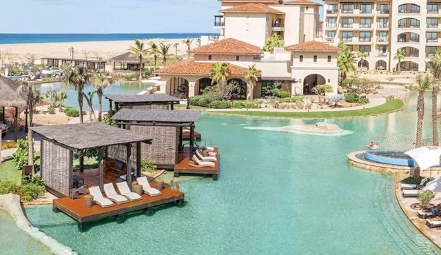 Oceanfront Golf Villa w/Pool & Beach Access in Cabo San Lucas