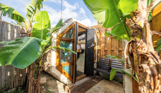 Octagon Cave Home by the Beach!