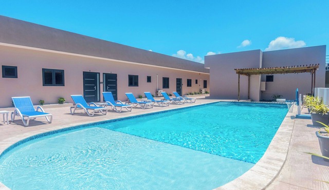 Palm Beach Hideaway #3 - New Construction 2Bedrooms, 2Baths Pool/Rooftop