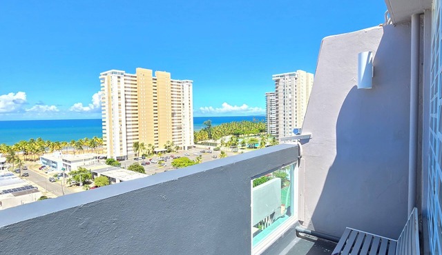 Penthouse 2 levels - ocean view and balcony