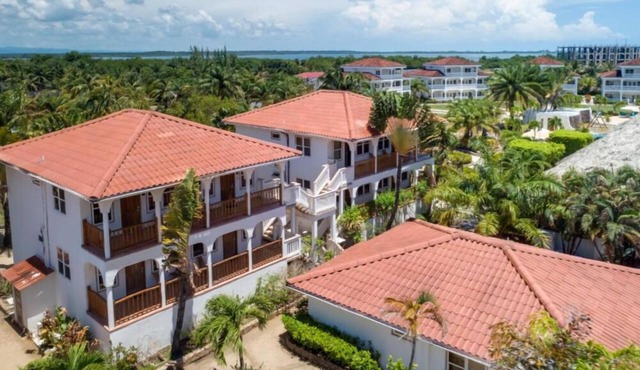 Placencia Sea Breeze Villa – 1BR with Ocean View