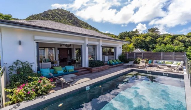 Pleasant Heights Villa in Ideal Location in Vitet