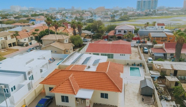 Pool Home Near Palm Beach Plaza – Sleeps 13