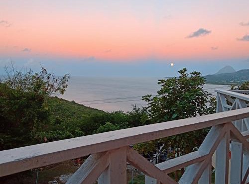 Private Room with Twin Beds AC nr Intl Airpt and Beach