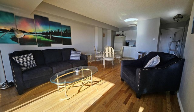 Quiet, Spotless Condo with King Bed for your Getaway! in Colorado Springs