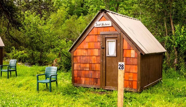 Saint Nectarios Monastic Cottage in Story