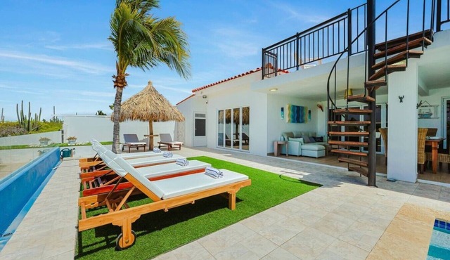 Salina Breeze: Sea View Villa & Rooftop by Bocobay