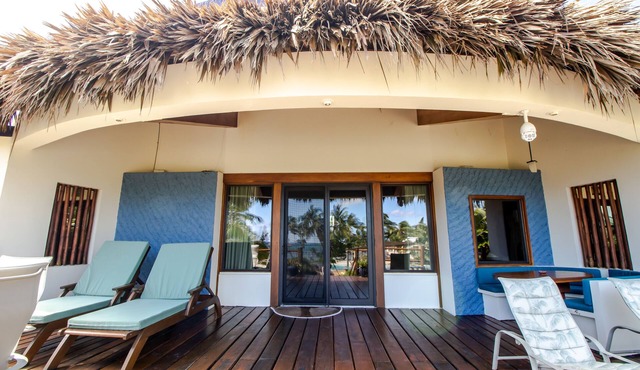 San Pedro 3-bedroom, 3-bathroom Villa Jade, ocean views, concierge onsite