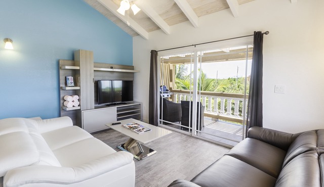 Sea La Vie - Beachside1 bedroom Unit #7