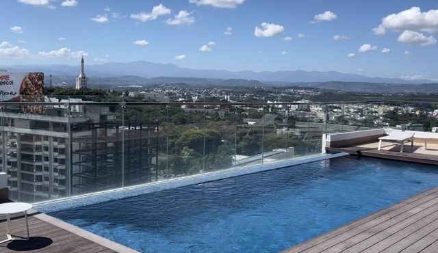 Soha Panorama! 13 fl High Floor with view king Bed!