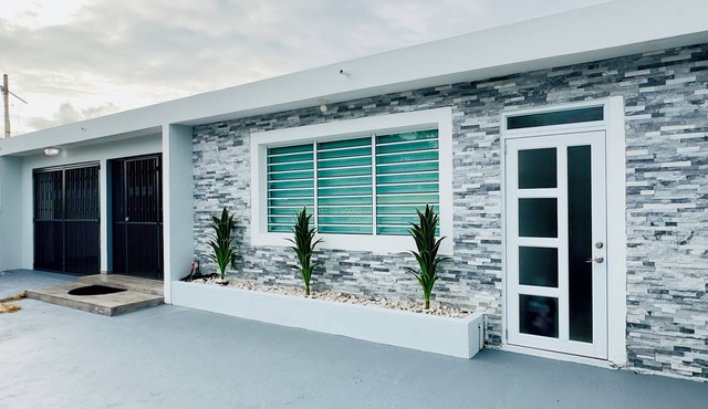 Spacious 3BR/2BA Home near Airport, Beaches, San Juan & Malls