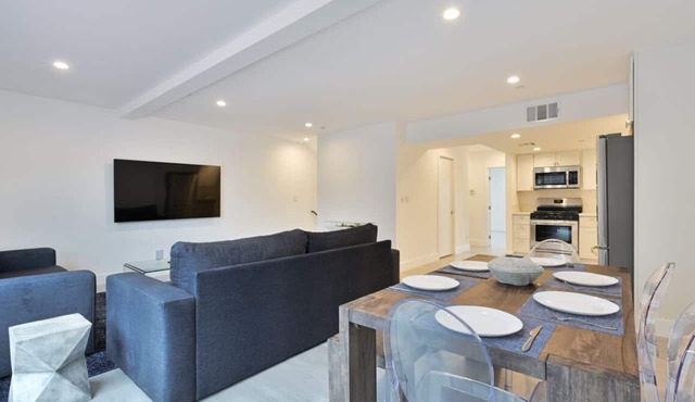 Spacious Family-Sized Apartment. Amazing views steps from the beach! in Santa Monica