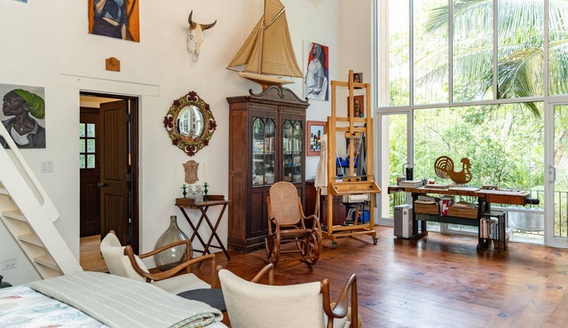 SPACIOUS STUDIO NEAR THE BEACH