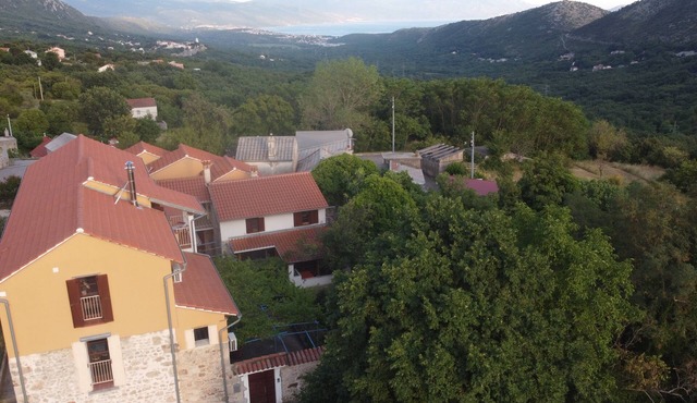 SRI Velebit - peace and relaxation. Carefree vacation in an aesthetic ambience in Bribir