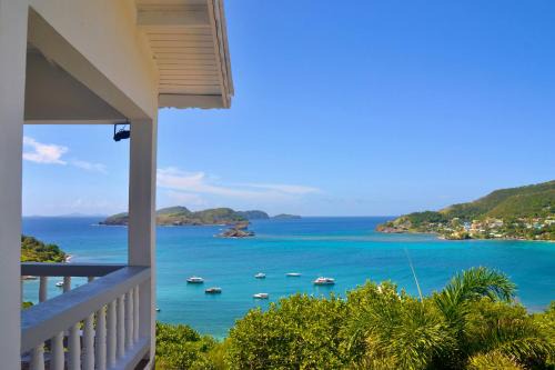 Stunning 3 Bed Villa overlooking Friendship Bay