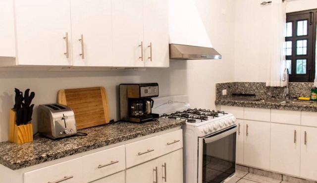 Surfing in Cabarete! 2BD condo near beach, fully equipped