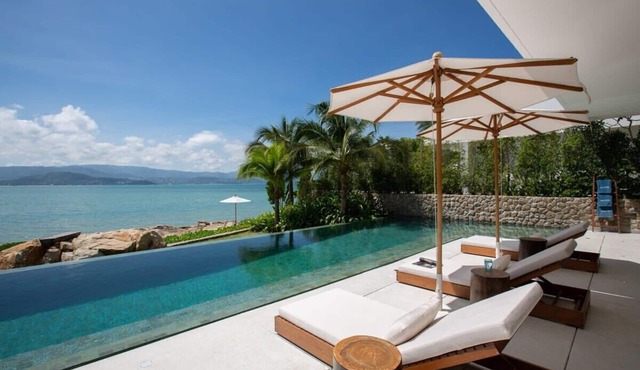 Syrah 3-bedroom Beachfront Villa in Koh Samui in Koh Samui