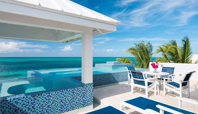 TC Villas -Plum Wild -Grace Bay Luxury with Pool & Beach Views