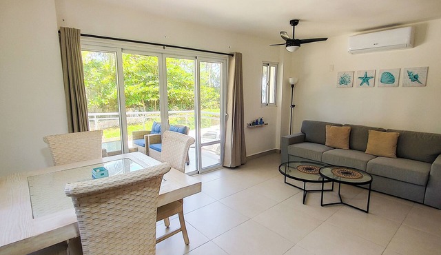 The Beach is my Happy Place - Beachfront Condo with AC and Oceanview