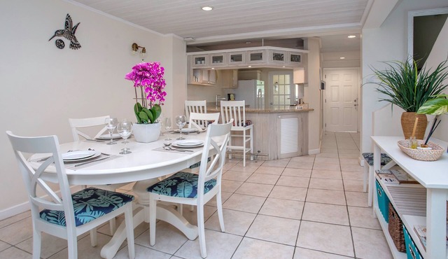 The Harbour #6 - 2 Bedrooms in Rodney Bay 2 Townhouse by RedAwning