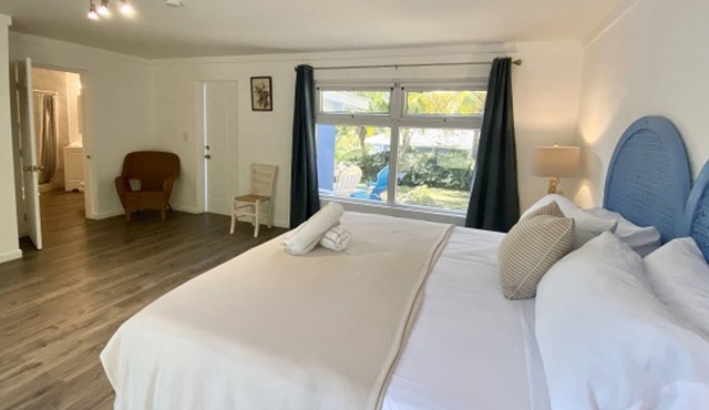 The Sunset Cove and Rainbow Room