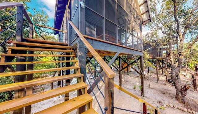 Three forest cabanas with verandas, hammocks, WiFi & partial AC - walk to beach