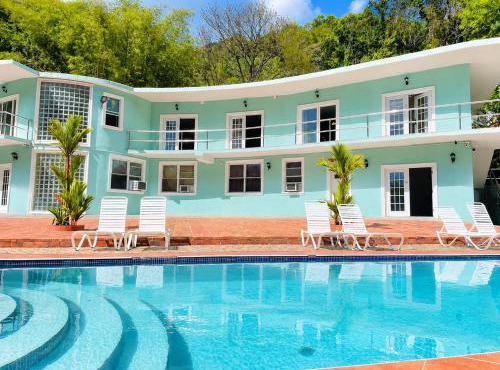 Torraille Waterfall Villas Main Suites